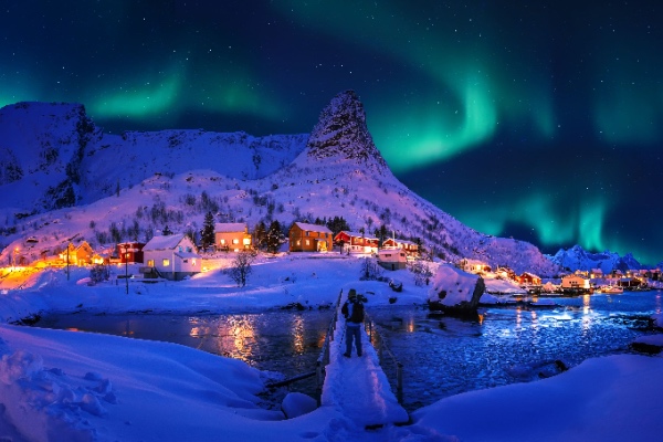 Best Places to See the Northern Lights_ Iceland, Norway & Finland mobile